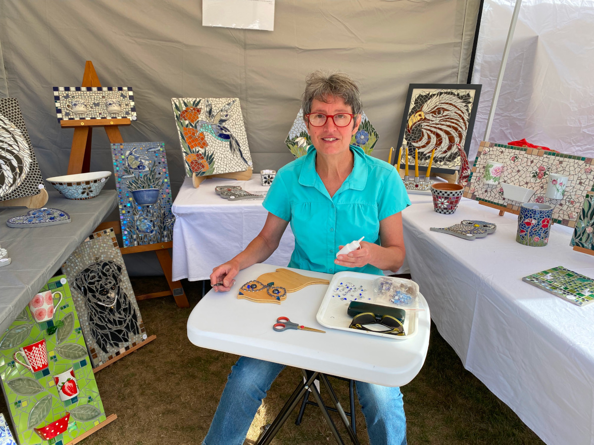 Mosaic Art Classes – Loro Creative Minds